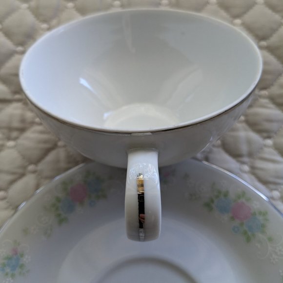 Vintage Floral Mismatched Fine China Tea Party Serving 3 Piece Set - Picture 12 of 12